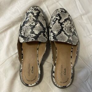 CLARK’S Slip on Mule Flat Loafer